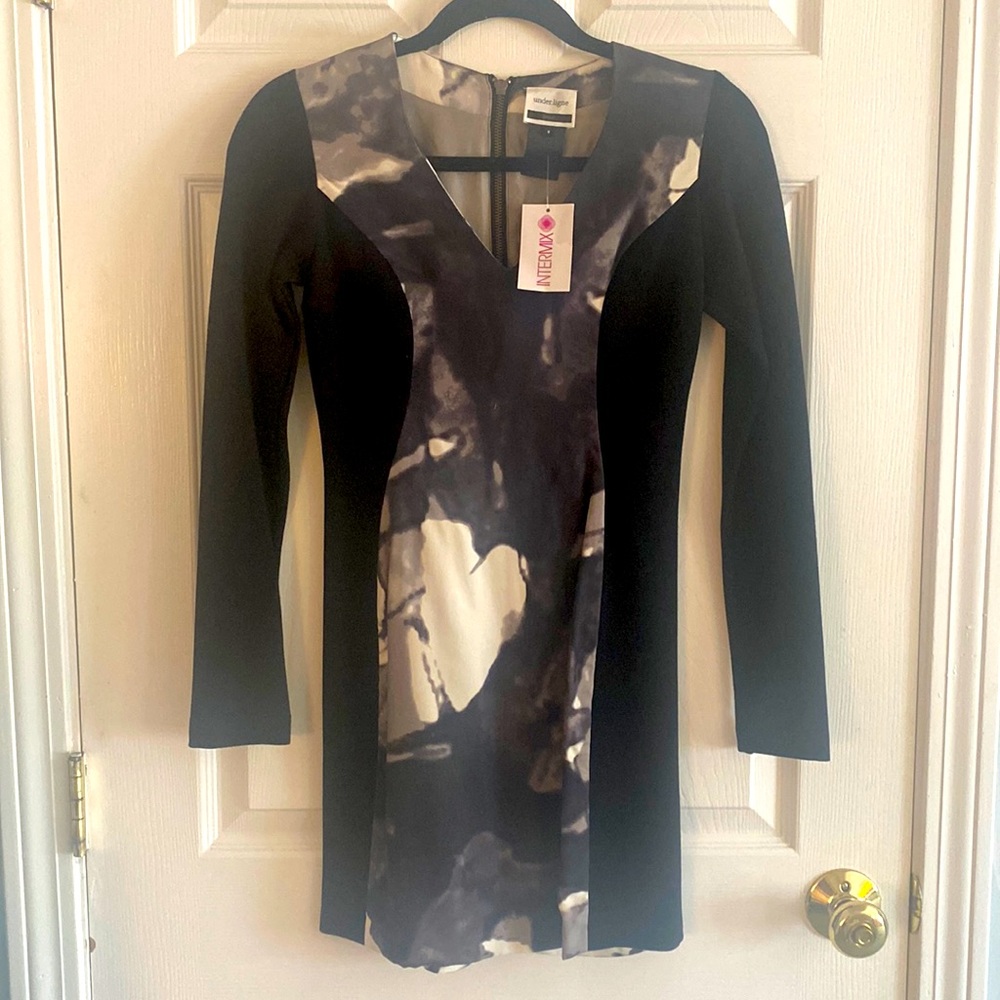 Black underligne long sleeve dress